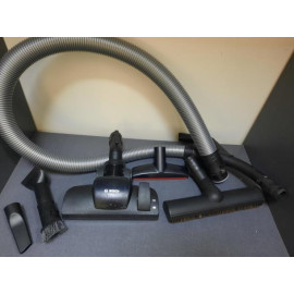 Пылесос безмешковый Bosch BGS5A300 Б/У