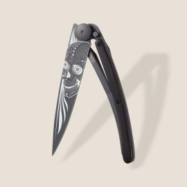 Нож складной c тату DEEJO 37G Ebony / Latino skull (1GB000106)