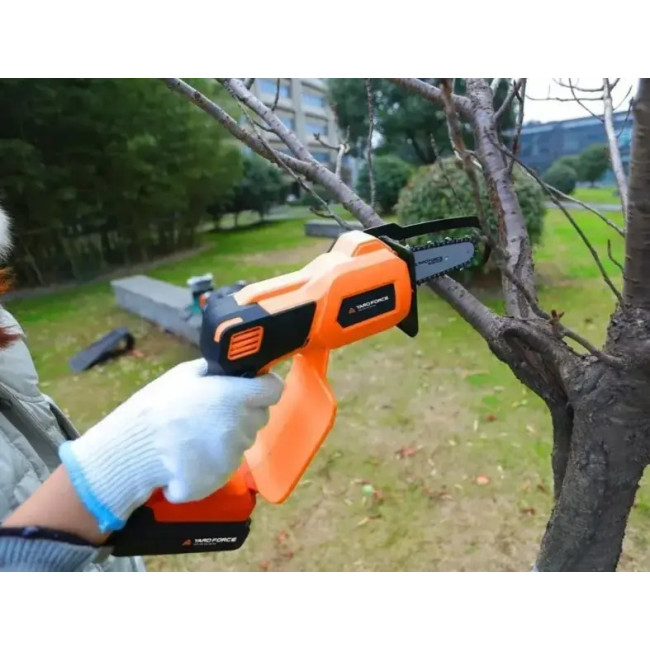 Акумуляторна одноручна пила Yard Force YF-LSC13