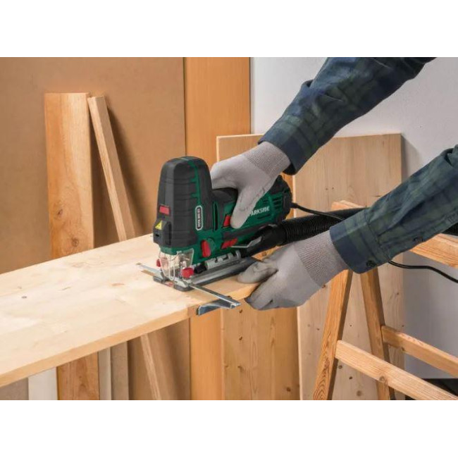 Электрічєскій лобзик Parkside PSTK 800 E3