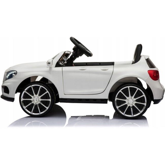 Детский електромобіль MERCEDES GLA 4x4 12V білий PlayHouse (Польща)