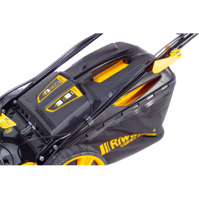 Газонокосилка бензинова Riwall 71л 53см (Чехія)