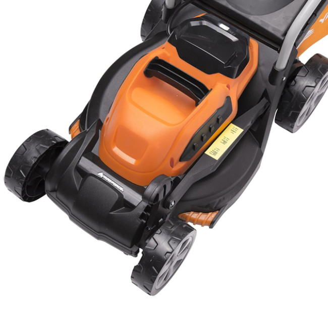 Газонокосілка з аккумулятором YARD FORCE 32CM 40V LM G32