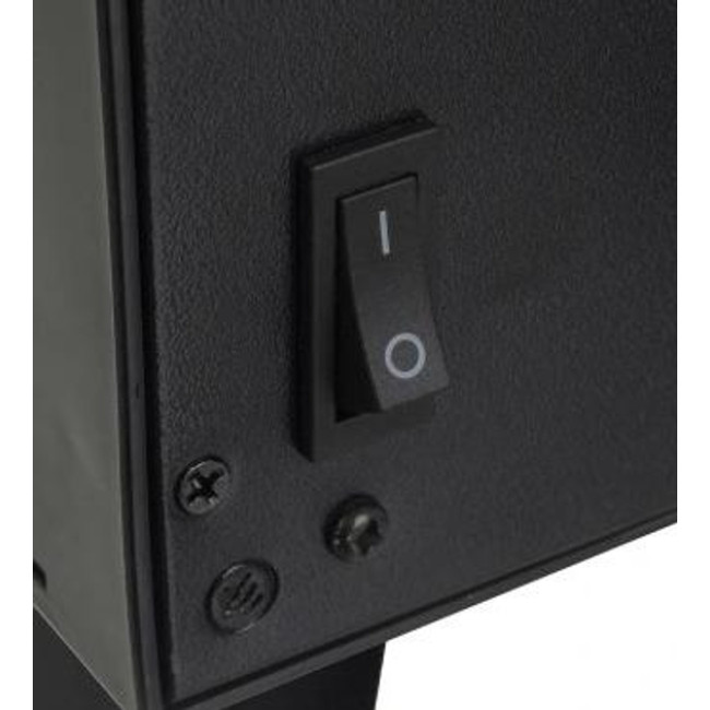 Електрокамін з ефектом живого вогню EMBEGO