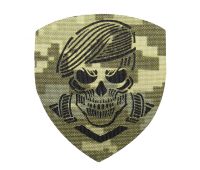 Шеврон Камотек Череп в береті (7*8) Піксель Лазерна Різка (9016)