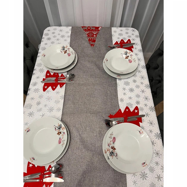 Скатертина різдвяна декоративна, Ruhhy Біла з срібними сніжинками 140 x 220 см (22791)